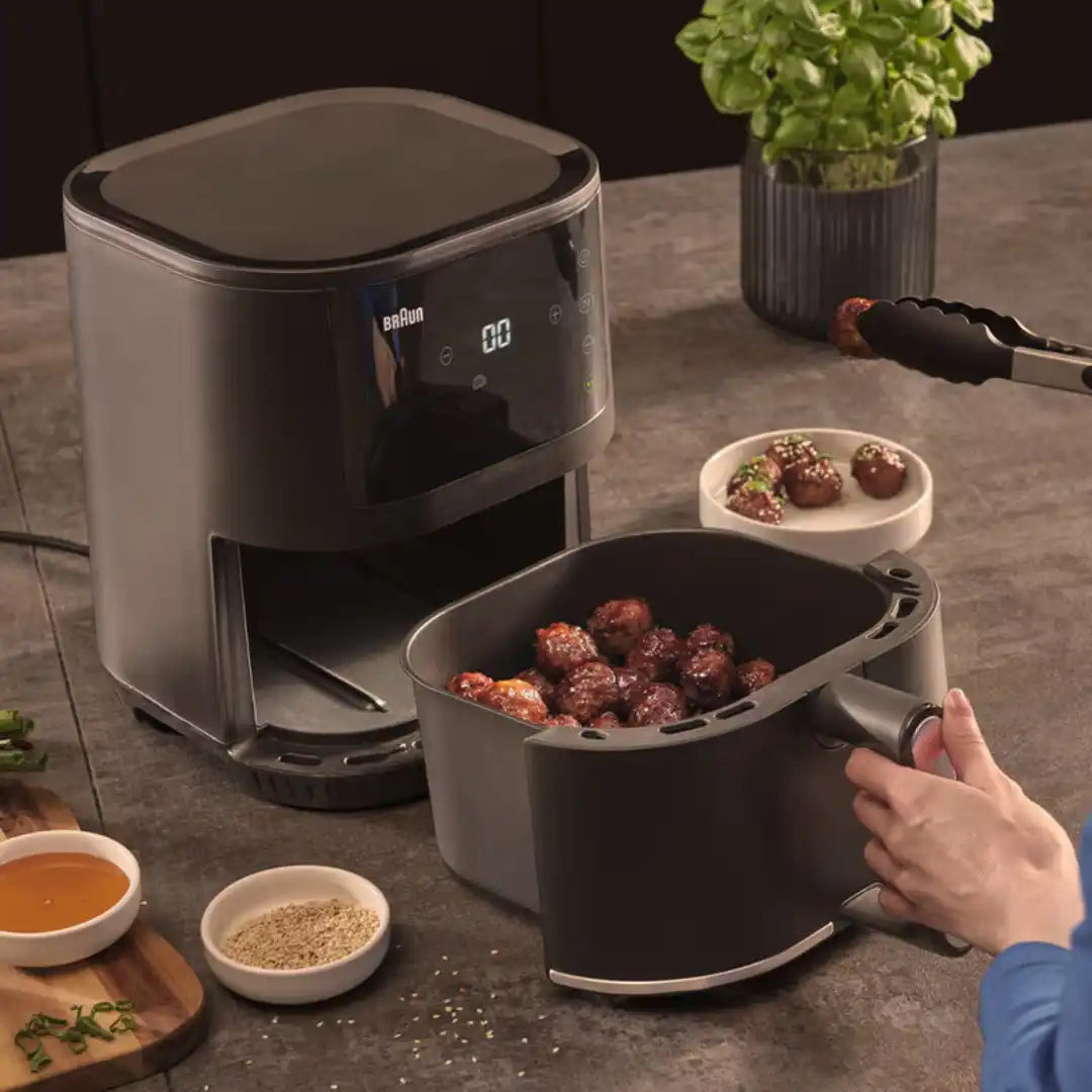 Braun MultiFry 3 Air Fryer Black HF 3030